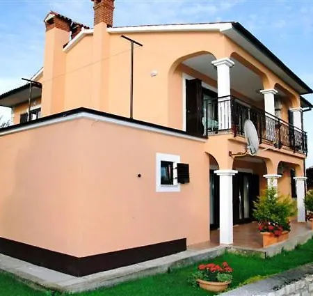 With A Parking Space Presika, - 2370 Daire